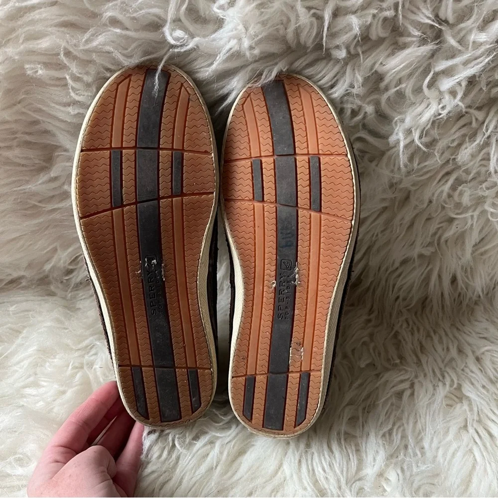 Gray Sperry Topsider size 5
